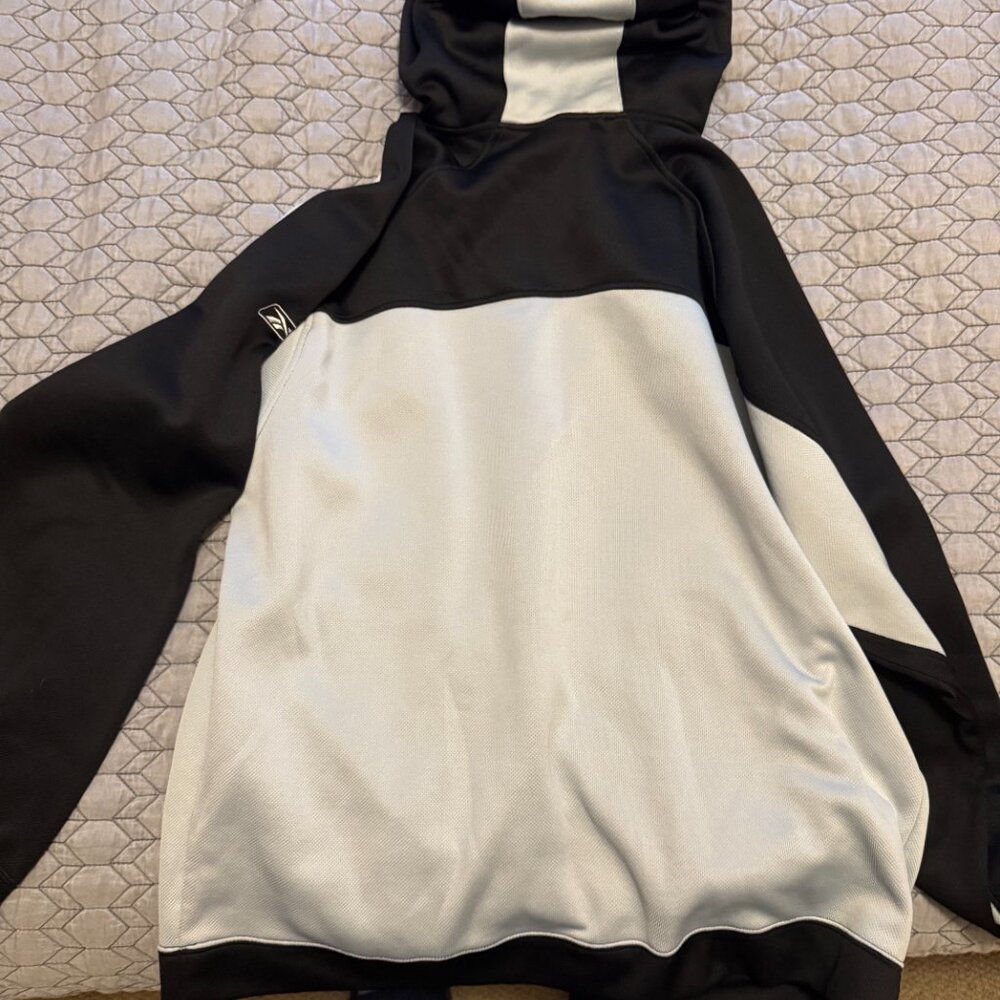 Reebok Las Vegas Raiders Black Hoodie XL Silver Logo NFL - Picture 3 of 5
